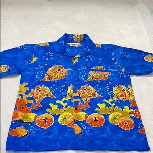 MIA’S MENS SIZE  SMALL  Blue Fish Print Shirt
